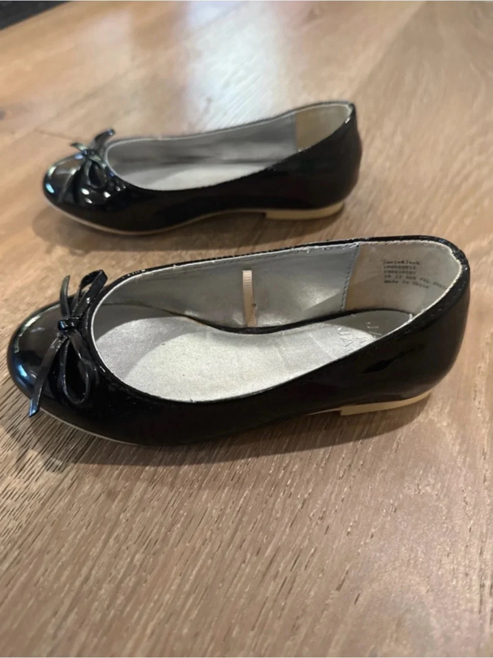 Janie and Jack Black Patent Girls' Bow Flats